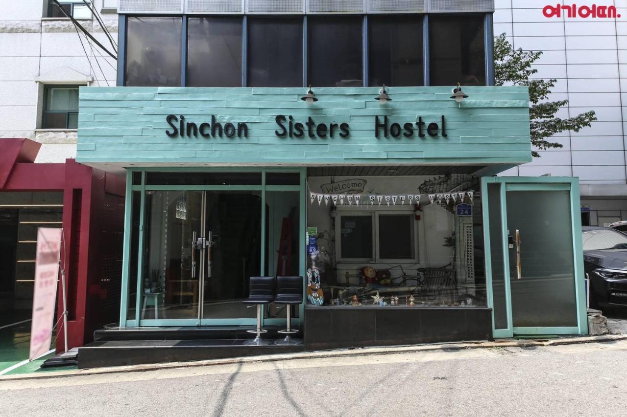 Sinchon Sisters Hostel Szöul Kültér fotó