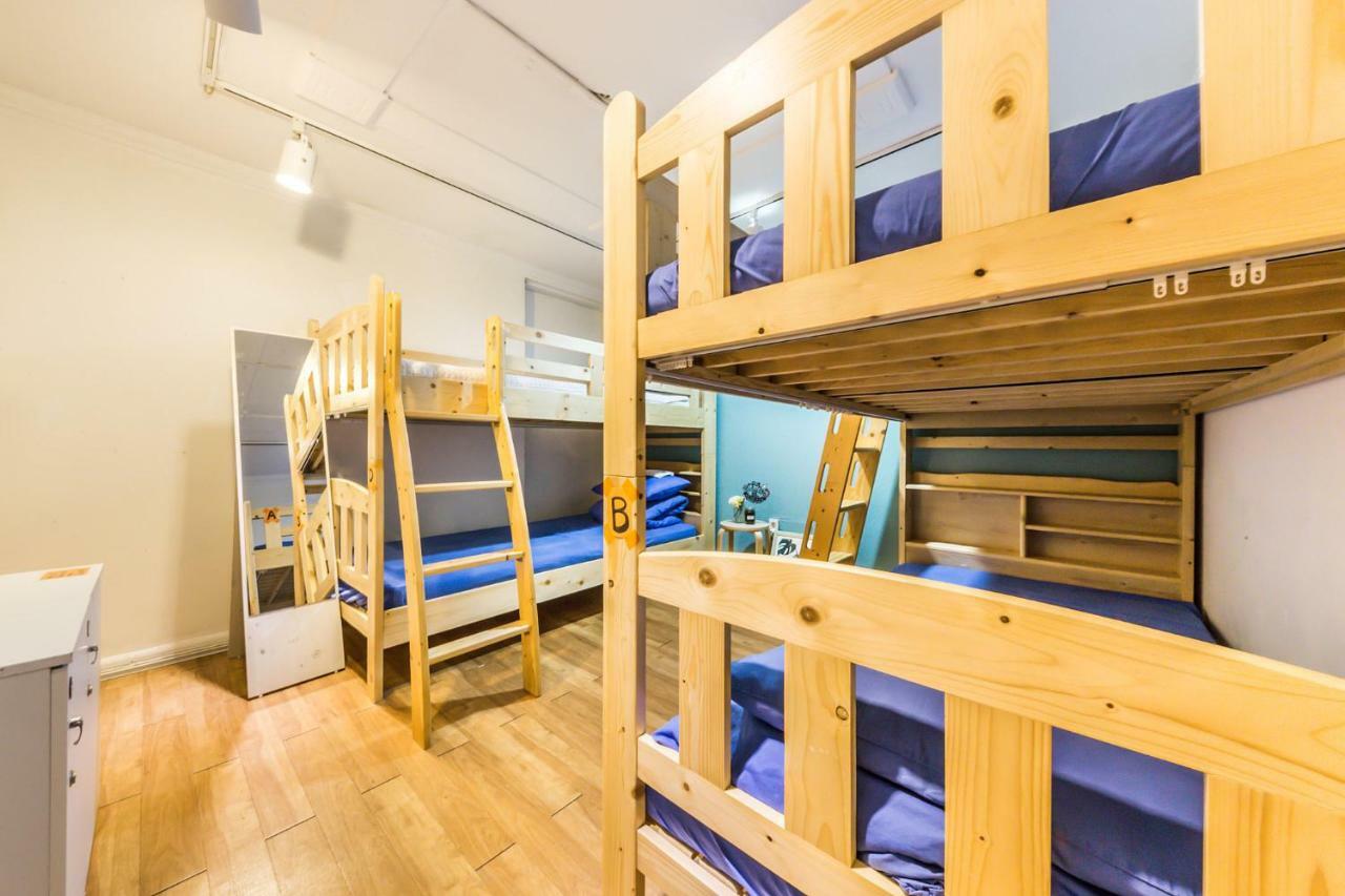 Sinchon Sisters Hostel Szöul Kültér fotó